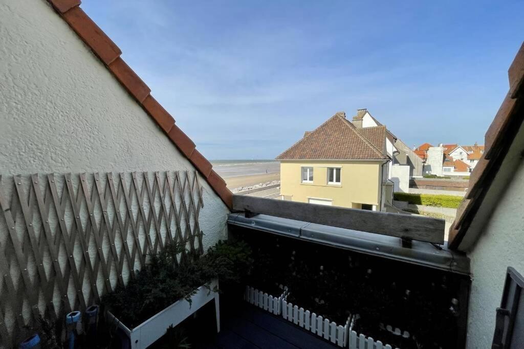 Duplex Avec Jacuzzi Vue Imprenable Sur La Baie De Wissant Apartment Exterior foto